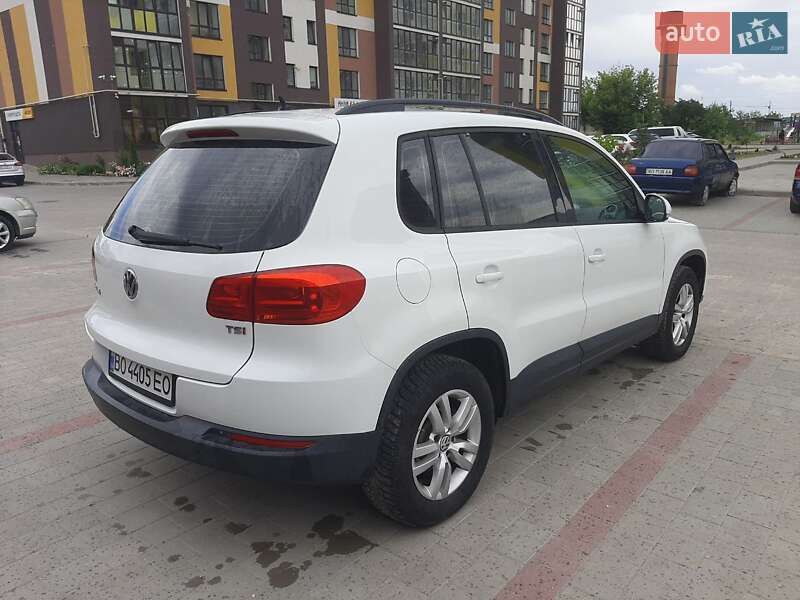 Позашляховик / Кросовер Volkswagen Tiguan 2016 в Тернополі