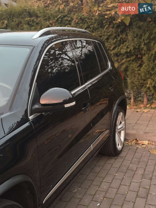 Позашляховик / Кросовер Volkswagen Tiguan 2016 в Луцьку