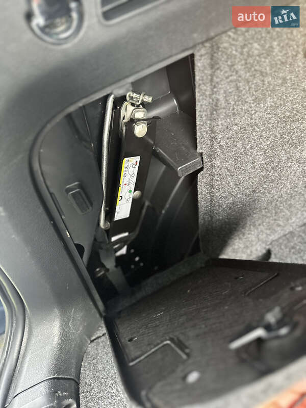 Позашляховик / Кросовер Volkswagen Tiguan 2016 в Луцьку