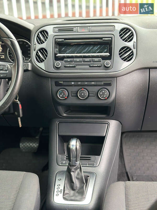 Внедорожник / Кроссовер Volkswagen Tiguan 2013 в Днепре