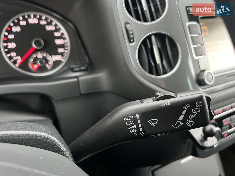 Позашляховик / Кросовер Volkswagen Tiguan 2015 в Львові