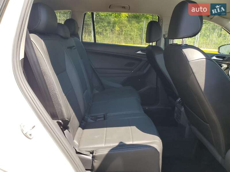 Внедорожник / Кроссовер Volkswagen Tiguan 2018 в Днепре фото 11 Внедорожник / Кроссовер Volkswagen Tiguan 2018 в Днепре