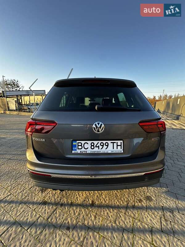 Внедорожник / Кроссовер Volkswagen Tiguan 2019 в Львове