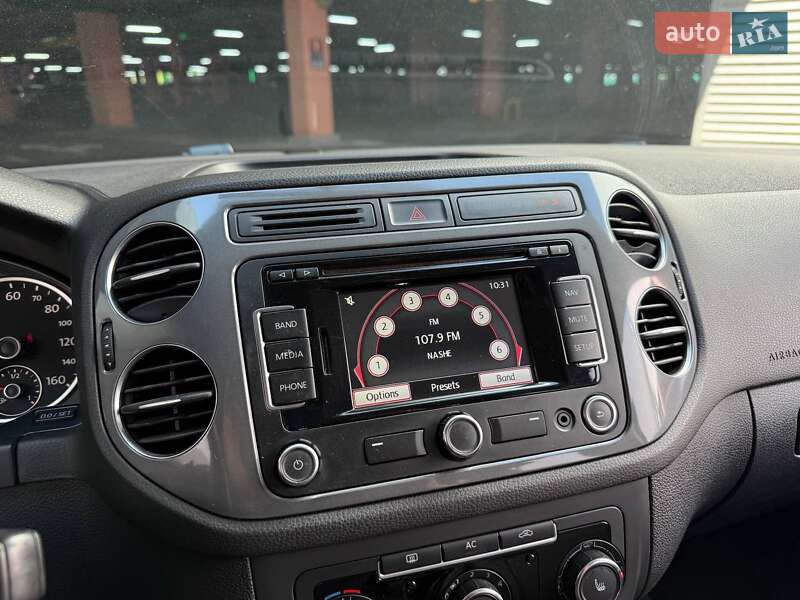 Внедорожник / Кроссовер Volkswagen Tiguan 2012 в Киеве фото 18 Внедорожник / Кроссовер Volkswagen Tiguan 2012 в Киеве