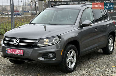 Позашляховик / Кросовер Volkswagen Tiguan 2013 в Кам'янець-Подільському