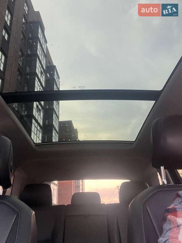 Внедорожник / Кроссовер Volkswagen Tiguan 2019 в Полтаве