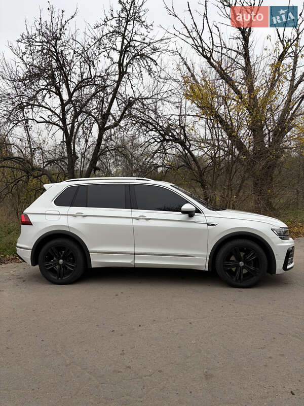 Внедорожник / Кроссовер Volkswagen Tiguan 2017 в Кременчуге