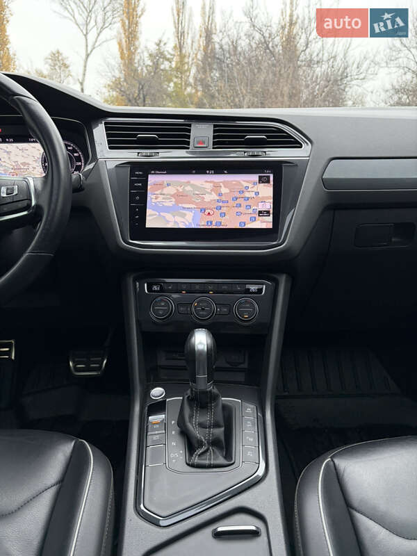 Внедорожник / Кроссовер Volkswagen Tiguan 2017 в Кременчуге