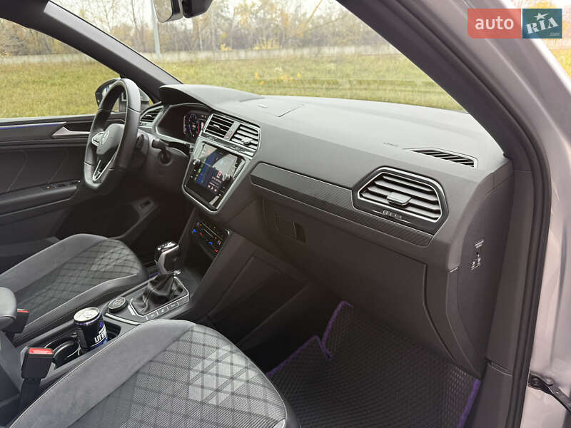 Внедорожник / Кроссовер Volkswagen Tiguan 2023 в Киеве