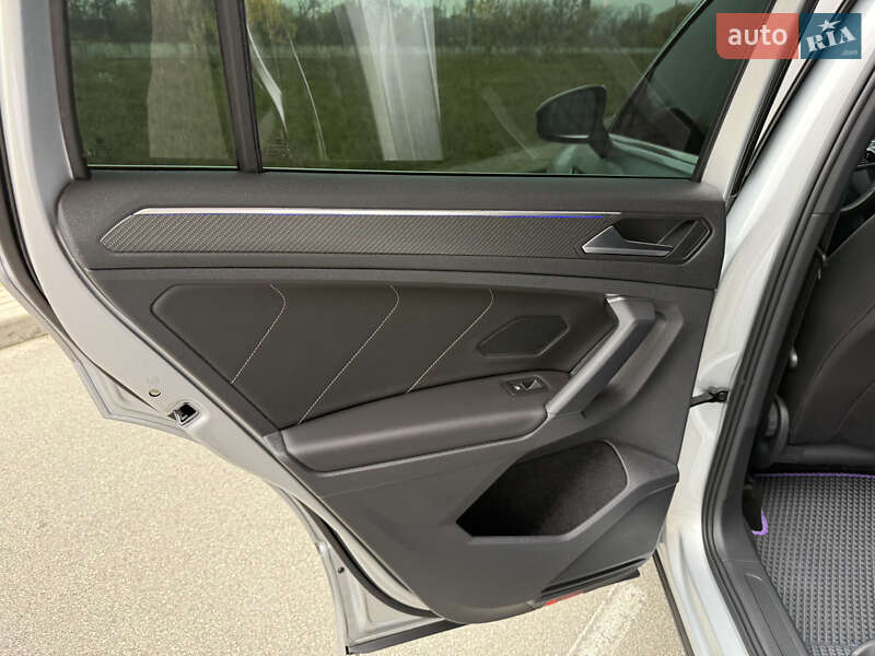 Внедорожник / Кроссовер Volkswagen Tiguan 2023 в Киеве