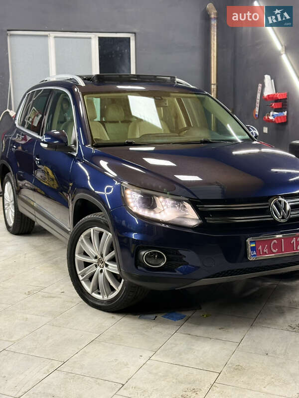 Внедорожник / Кроссовер Volkswagen Tiguan 2015 в Бориславе