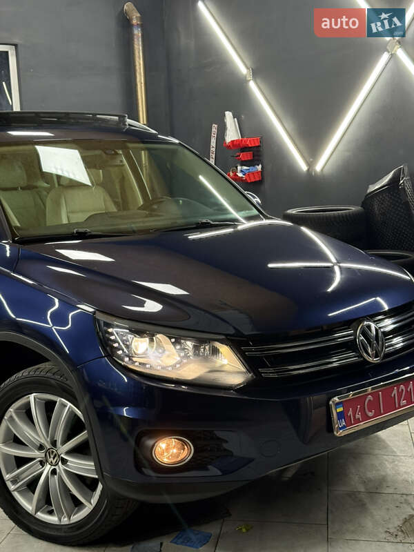 Внедорожник / Кроссовер Volkswagen Tiguan 2015 в Бориславе
