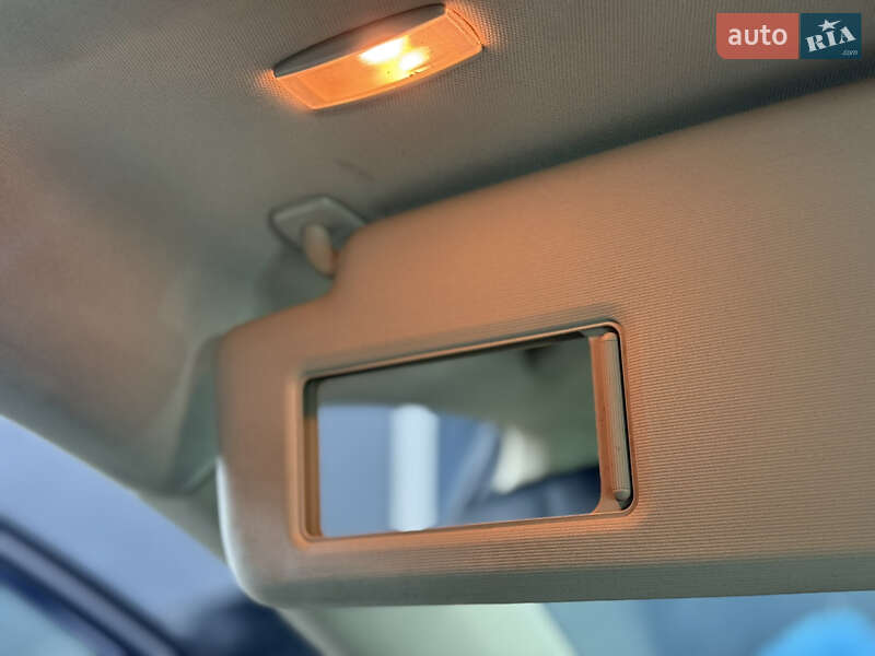 Внедорожник / Кроссовер Volkswagen Tiguan 2015 в Бориславе