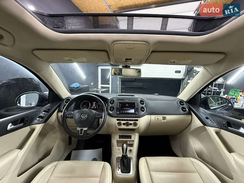 Внедорожник / Кроссовер Volkswagen Tiguan 2015 в Бориславе