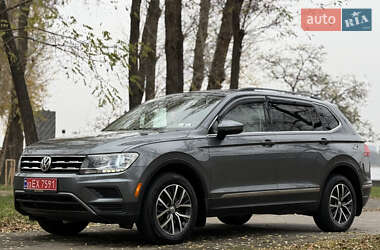Позашляховик / Кросовер Volkswagen Tiguan 2020 в Києві
