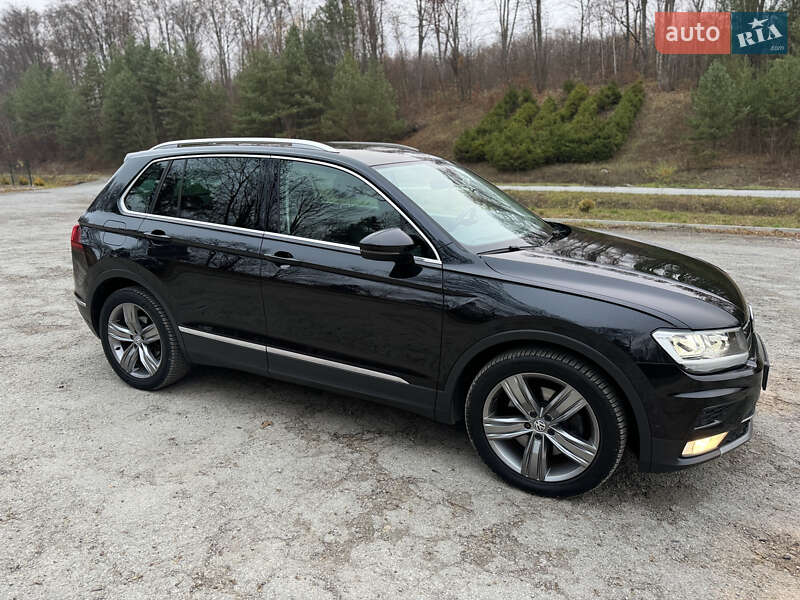Внедорожник / Кроссовер Volkswagen Tiguan 2017 в Бережанах