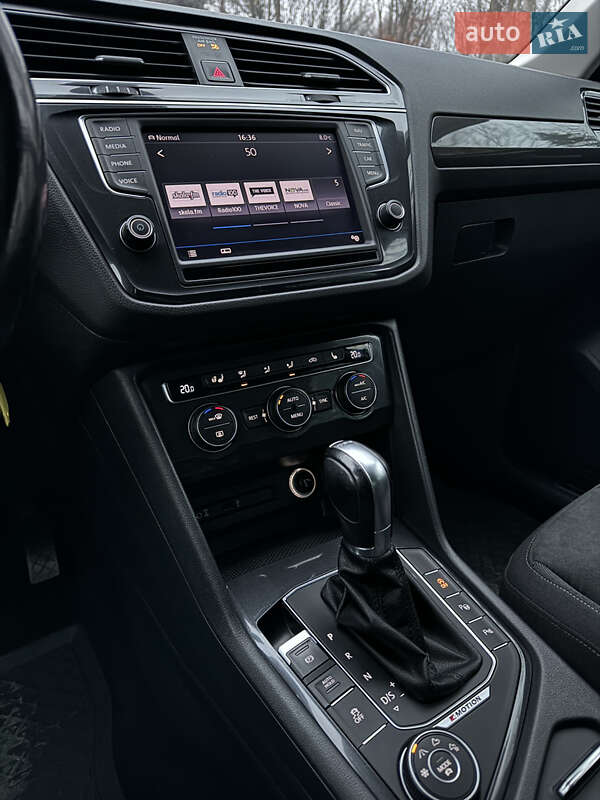 Внедорожник / Кроссовер Volkswagen Tiguan 2017 в Бережанах