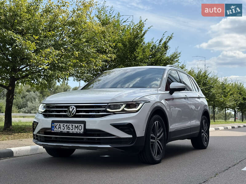 Позашляховик / Кросовер Volkswagen Tiguan 2022 в Києві