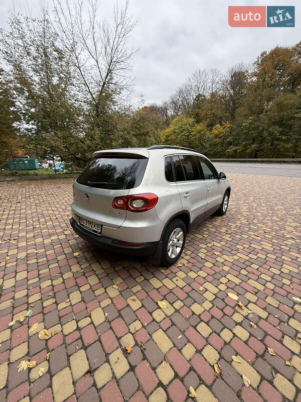 Внедорожник / Кроссовер Volkswagen Tiguan 2009 в Виннице