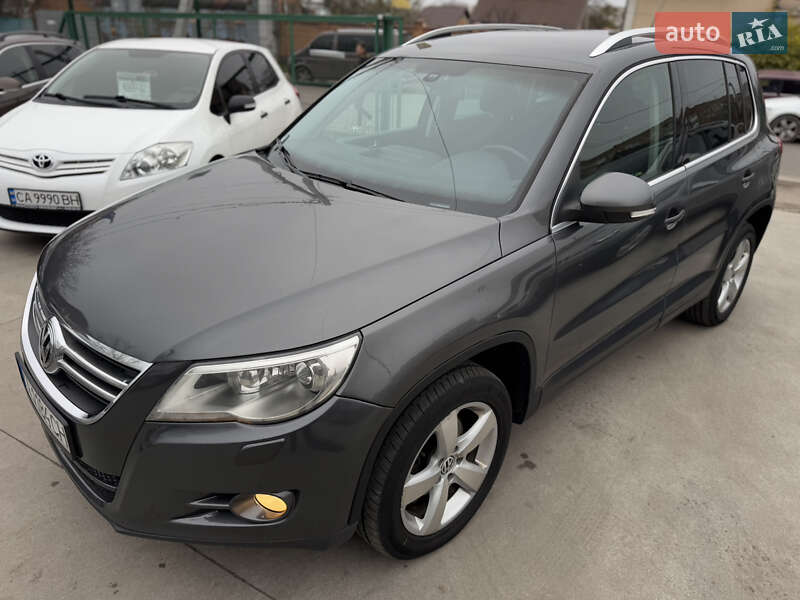 Позашляховик / Кросовер Volkswagen Tiguan 2010 в Бердичеві