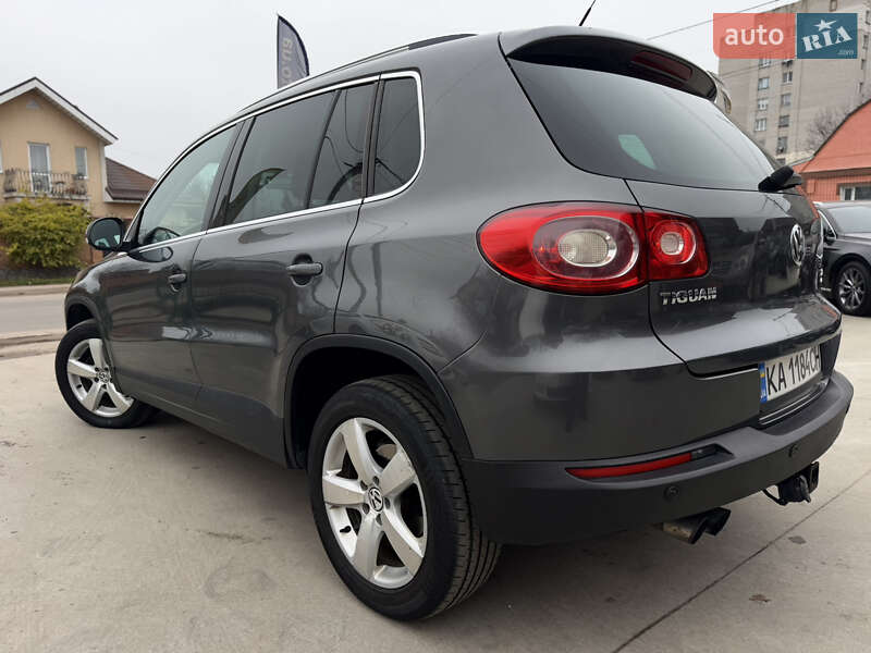 Позашляховик / Кросовер Volkswagen Tiguan 2010 в Бердичеві