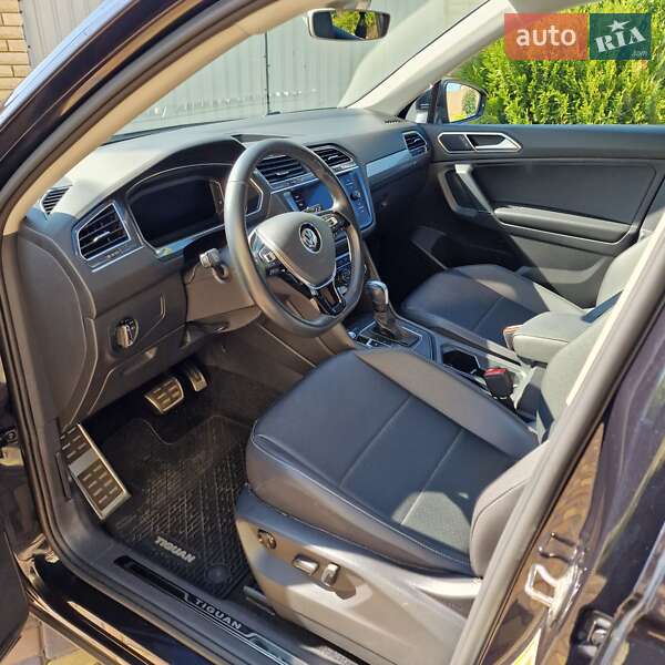 Позашляховик / Кросовер Volkswagen Tiguan 2020 в Києві фото 10 Позашляховик / Кросовер Volkswagen Tiguan 2020 в Києві