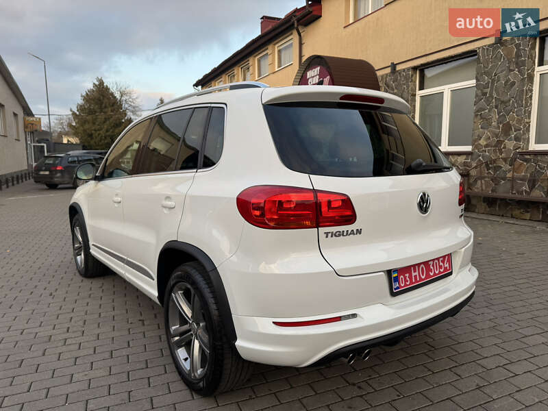 Позашляховик / Кросовер Volkswagen Tiguan 2017 в Володимирі
