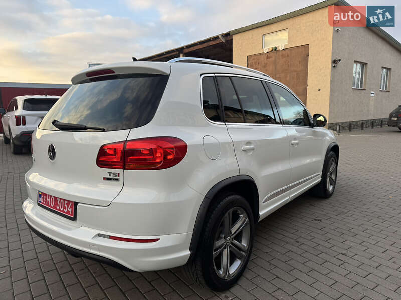 Позашляховик / Кросовер Volkswagen Tiguan 2017 в Володимирі