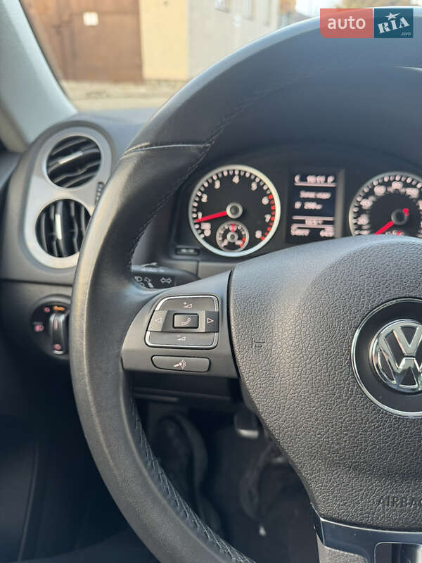 Позашляховик / Кросовер Volkswagen Tiguan 2017 в Володимирі