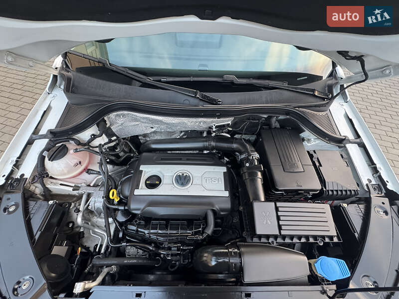 Позашляховик / Кросовер Volkswagen Tiguan 2017 в Володимирі