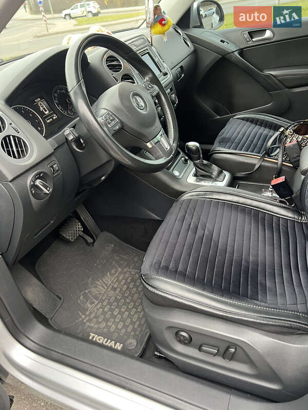Внедорожник / Кроссовер Volkswagen Tiguan 2015 в Виннице