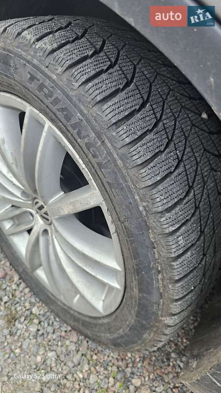 Внедорожник / Кроссовер Volkswagen Tiguan 2011 в Кременчуге фото 5 Внедорожник / Кроссовер Volkswagen Tiguan 2011 в Кременчуге