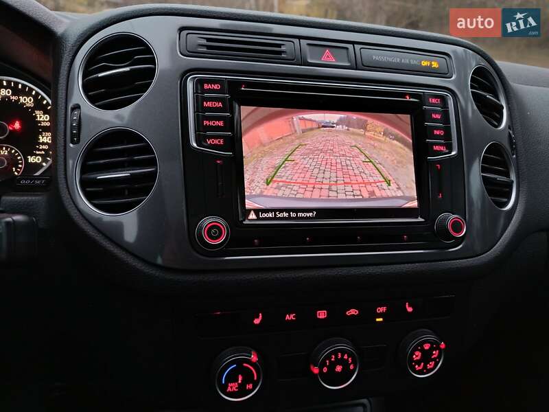 Внедорожник / Кроссовер Volkswagen Tiguan 2016 в Киеве