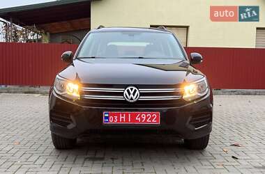 Внедорожник / Кроссовер Volkswagen Tiguan 2015 в Львове