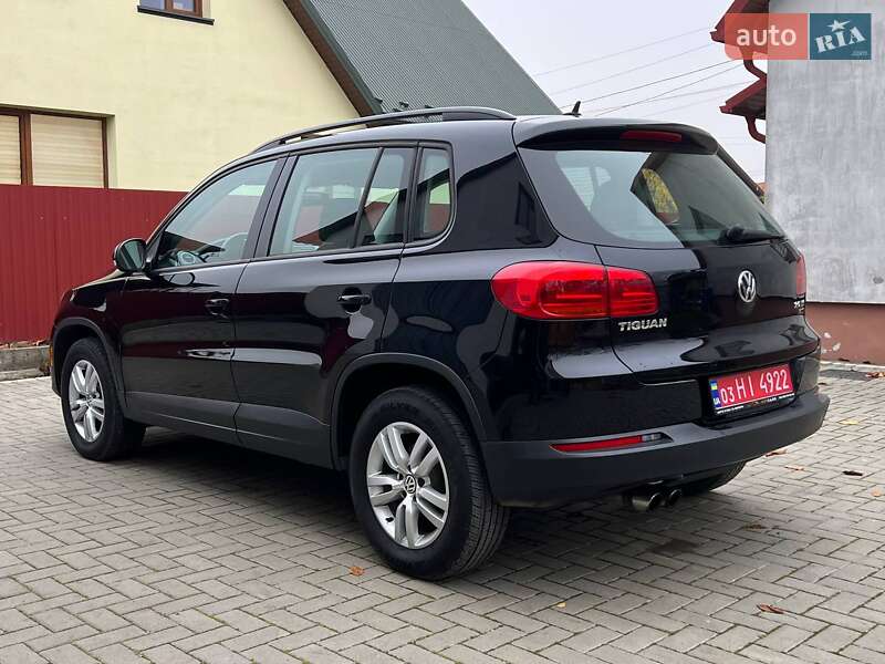 Внедорожник / Кроссовер Volkswagen Tiguan 2015 в Львове