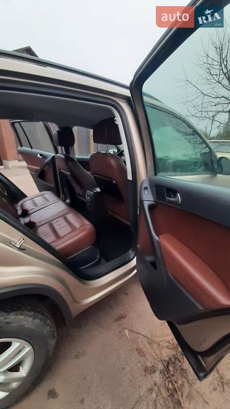 Внедорожник / Кроссовер Volkswagen Tiguan 2011 в Виннице