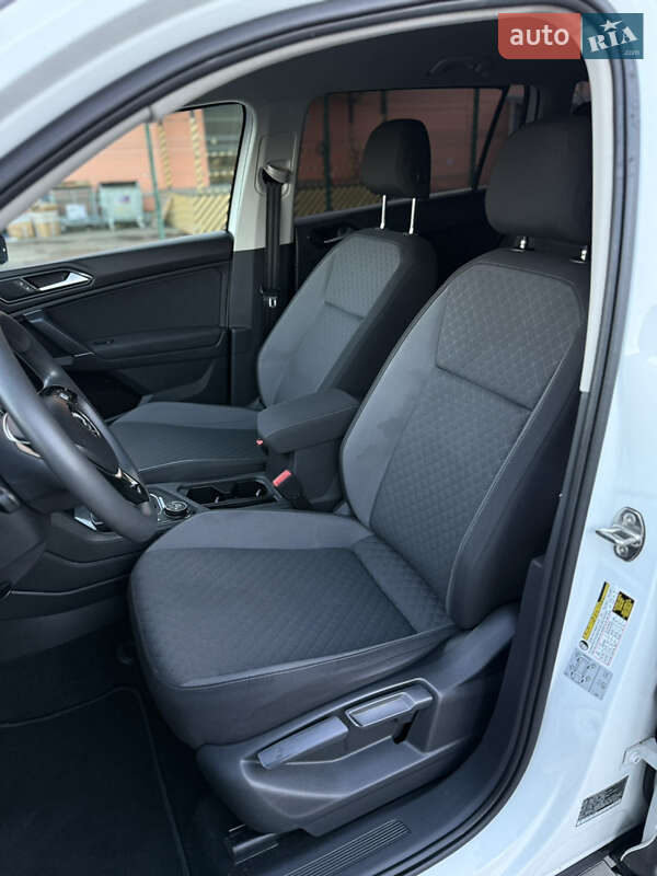 Позашляховик / Кросовер Volkswagen Tiguan 2018 в Києві