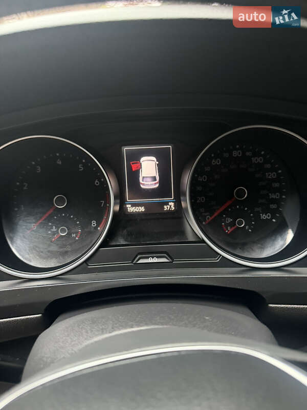 Внедорожник / Кроссовер Volkswagen Tiguan 2018 в Днепре фото 6 Внедорожник / Кроссовер Volkswagen Tiguan 2018 в Днепре