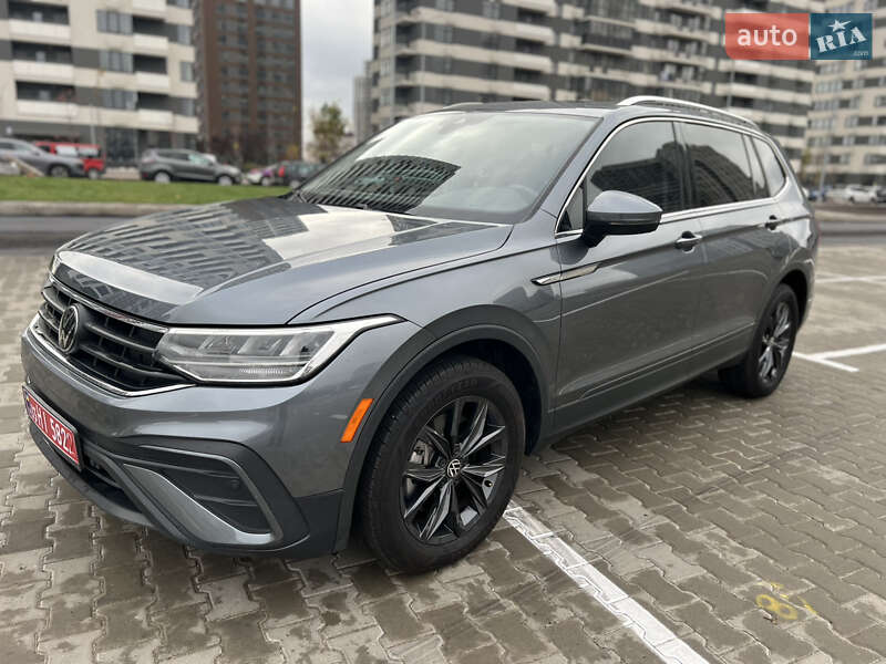 Внедорожник / Кроссовер Volkswagen Tiguan 2024 в Киеве