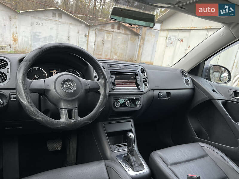 Внедорожник / Кроссовер Volkswagen Tiguan 2012 в Киеве