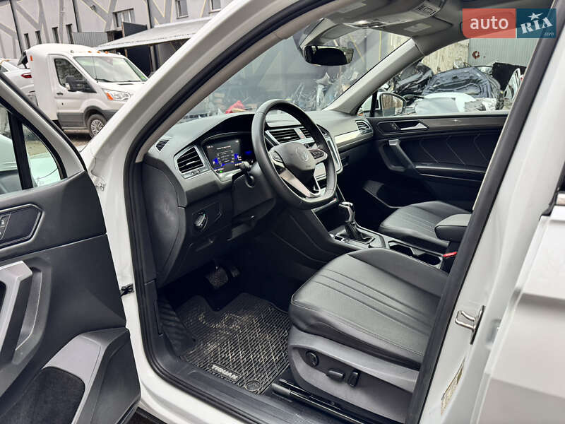 Внедорожник / Кроссовер Volkswagen Tiguan 2023 в Ровно