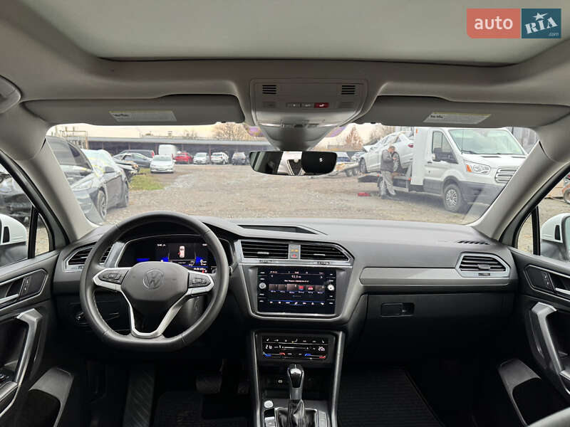 Внедорожник / Кроссовер Volkswagen Tiguan 2023 в Ровно