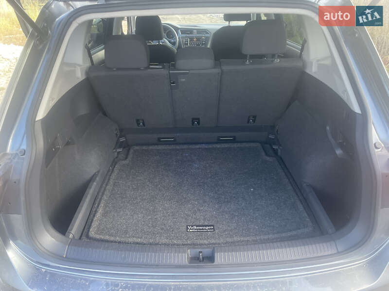 Внедорожник / Кроссовер Volkswagen Tiguan 2020 в Львове