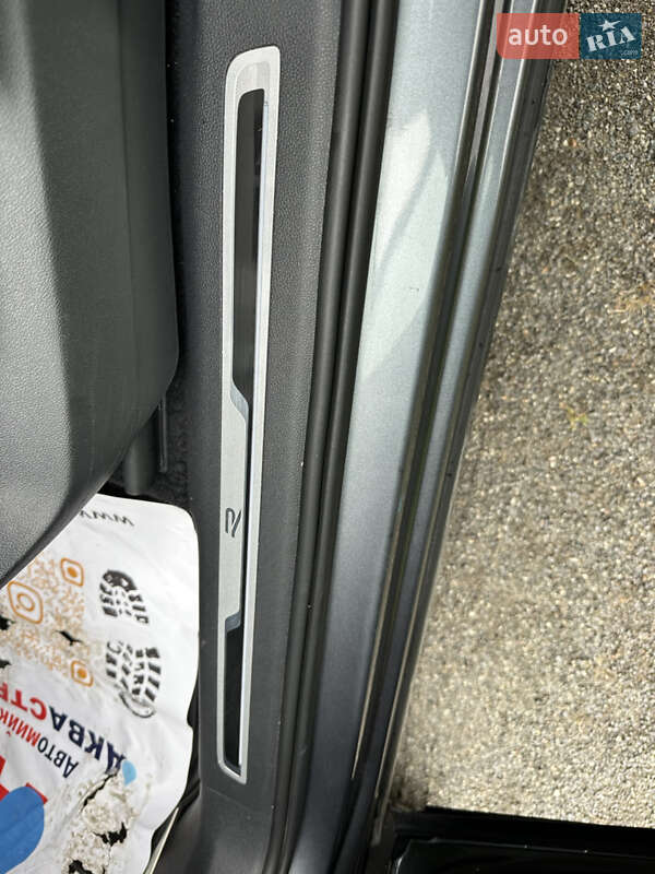 Внедорожник / Кроссовер Volkswagen Tiguan 2022 в Хмельницком фото 40 Внедорожник / Кроссовер Volkswagen Tiguan 2022 в Хмельницком