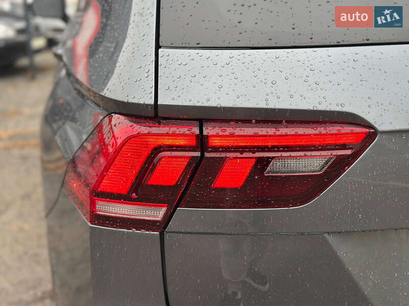 Внедорожник / Кроссовер Volkswagen Tiguan 2022 в Днепре