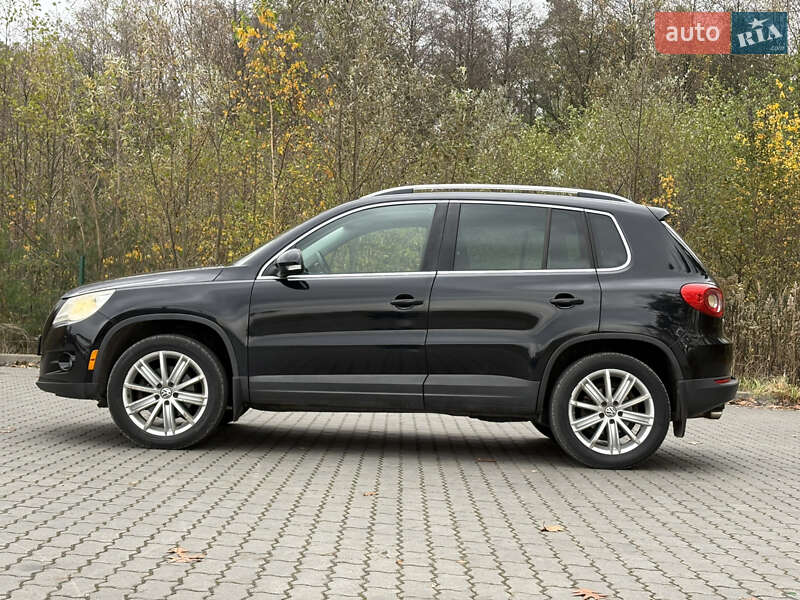 Внедорожник / Кроссовер Volkswagen Tiguan 2011 в Львове