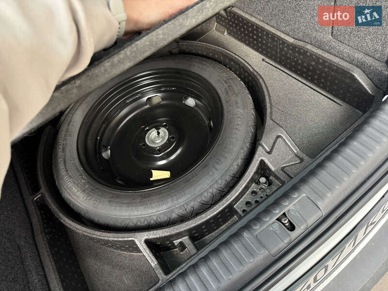 Внедорожник / Кроссовер Volkswagen Tiguan 2015 в Киеве