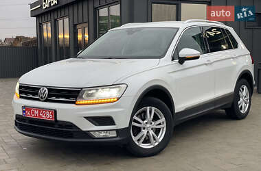 Позашляховик / Кросовер Volkswagen Tiguan 2017 в Калуші
