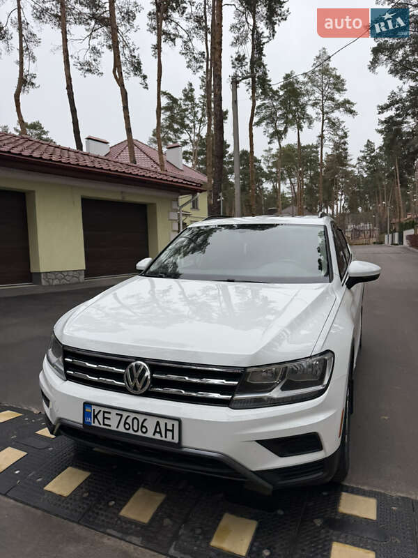 Внедорожник / Кроссовер Volkswagen Tiguan 2018 в Полтаве