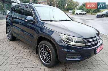 Позашляховик / Кросовер Volkswagen Tiguan 2016 в Києві
